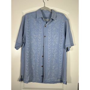 TOMMY BAHAMA M LIGHT BLUE Flowered 100% SILK  Original Fit Shirt Sz M